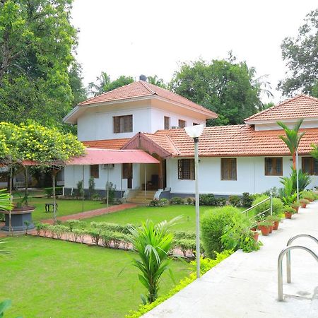 Ayuryogashram Heritage Thrissur Zewnętrze zdjęcie