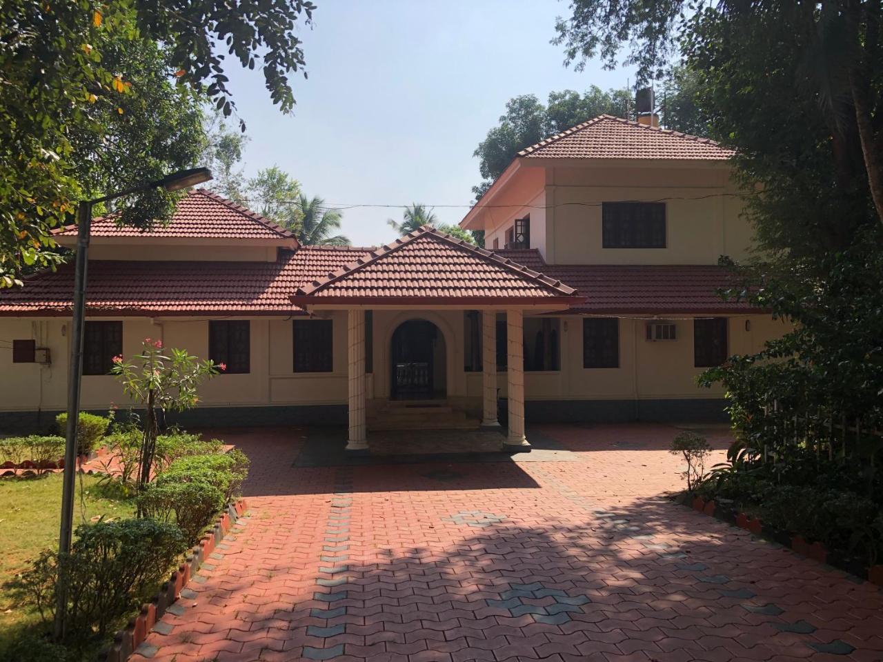 Ayuryogashram Heritage Thrissur Zewnętrze zdjęcie